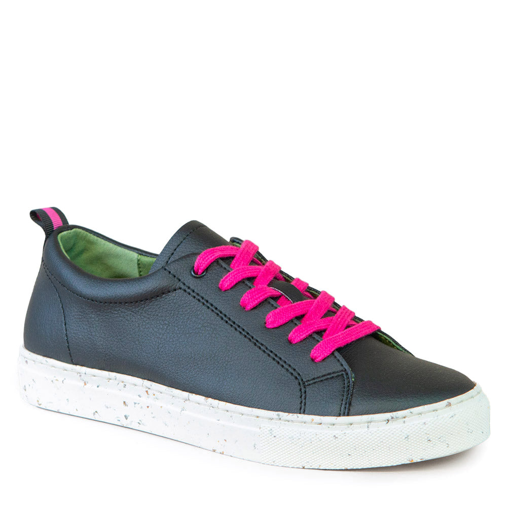 GAIA SOULIER NOIR ET BLANC EN CUIR DE CACTUS